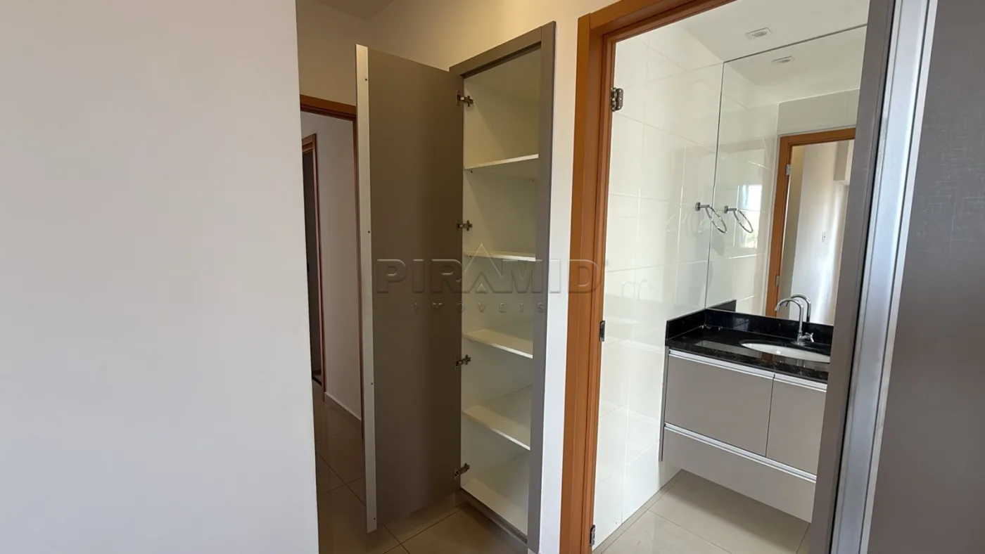 Alugar Apartamento / Padr&atilde;o em Ribeir&atilde;o Preto R$ 2.400,00 - Foto 16