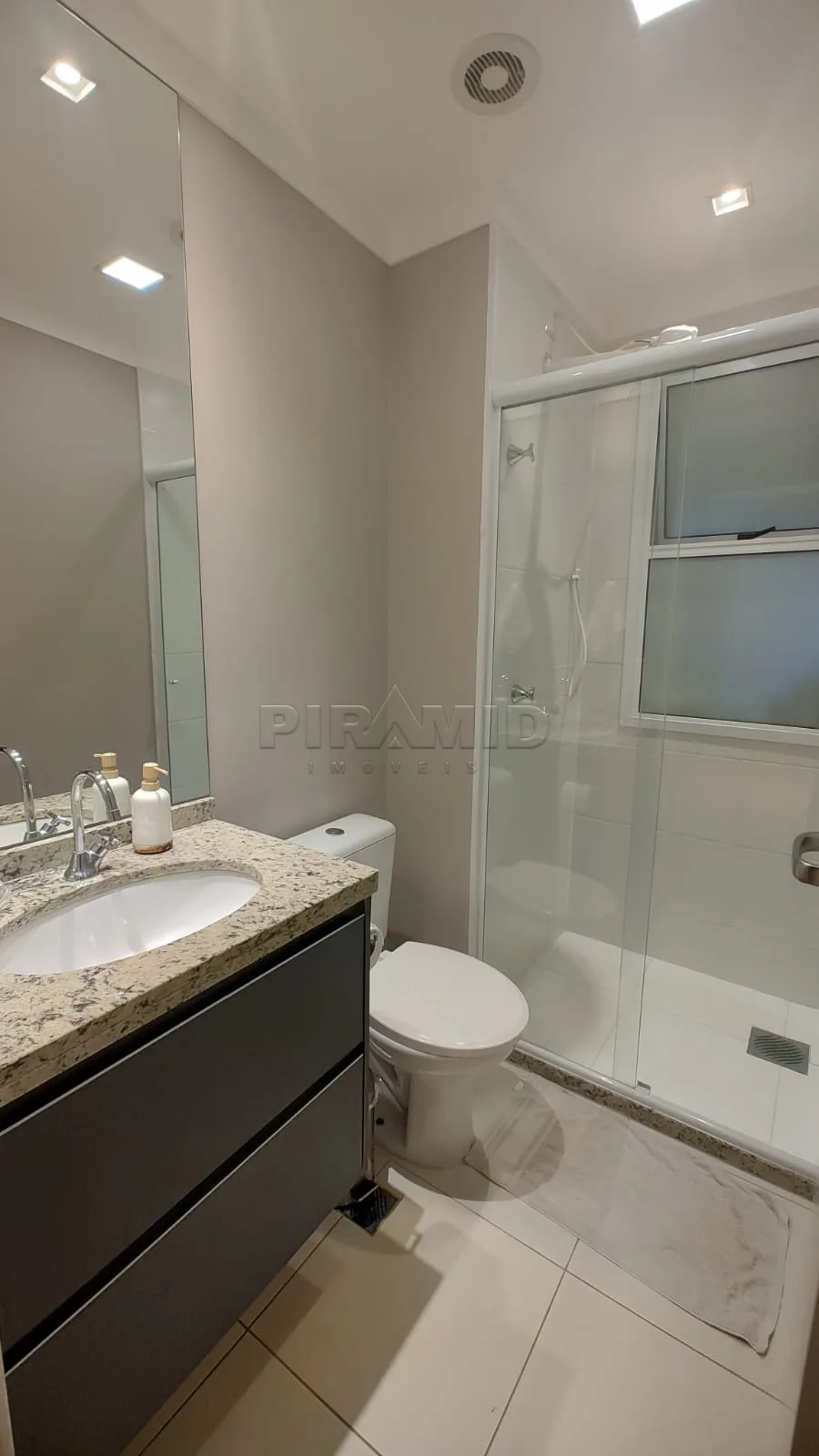 Alugar Apartamento / Padr&atilde;o em Ribeir&atilde;o Preto R$ 2.500,00 - Foto 13