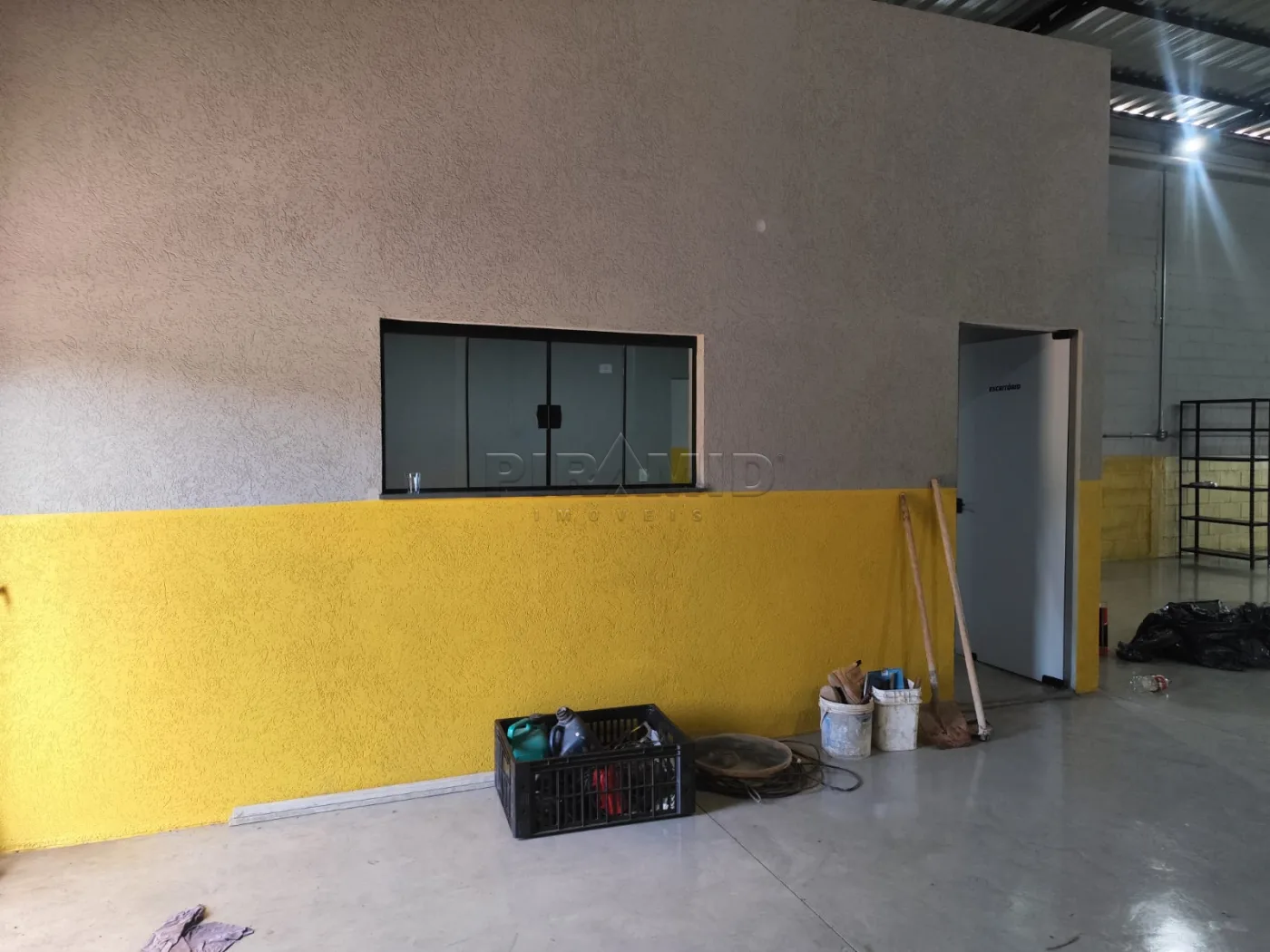 Alugar Comercial / Galp&atilde;o  Barrac&atilde;o em Ribeir&atilde;o Preto R$ 5.500,00 - Foto 2