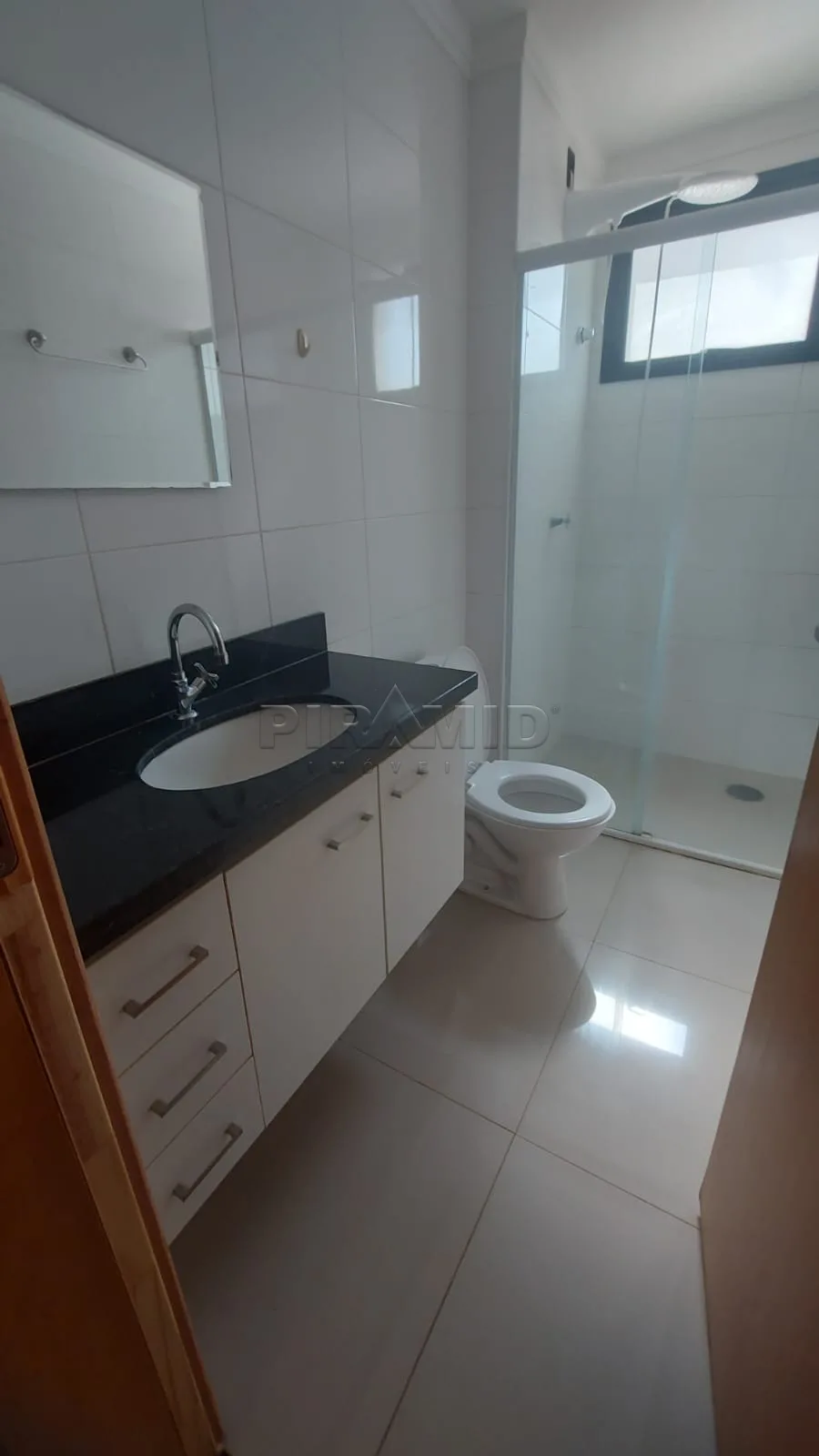 Alugar Apartamento / Padr&atilde;o em Ribeir&atilde;o Preto R$ 1.800,00 - Foto 13