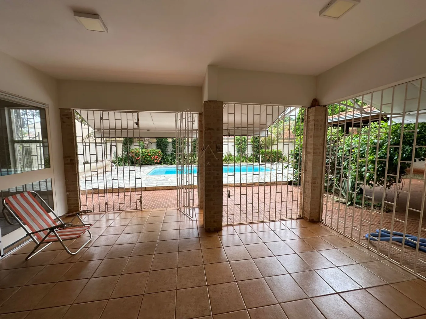 Alugar Casa / Padr&atilde;o em Ribeir&atilde;o Preto R$ 6.000,00 - Foto 10