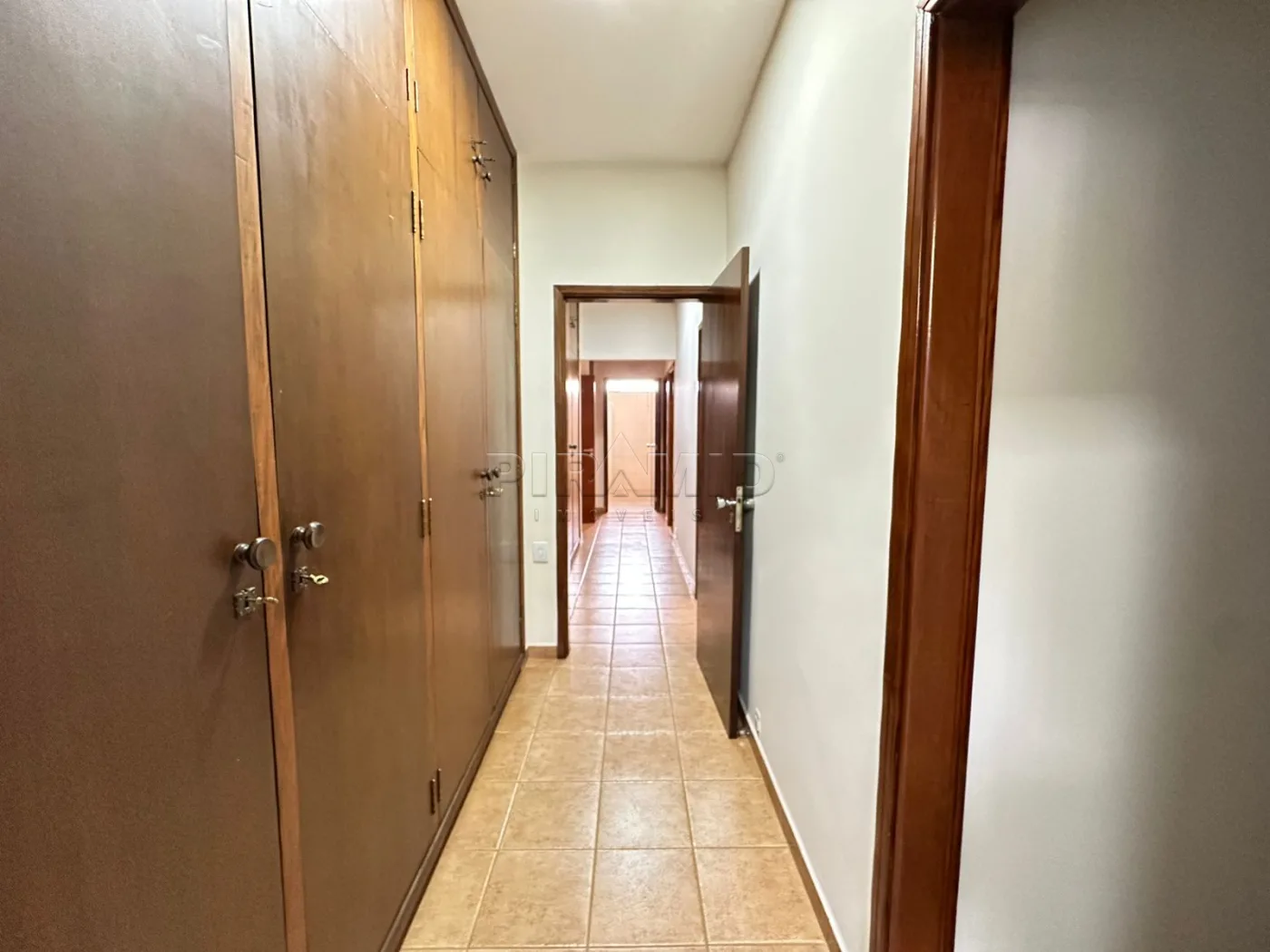 Alugar Casa / Padr&atilde;o em Ribeir&atilde;o Preto R$ 6.000,00 - Foto 25