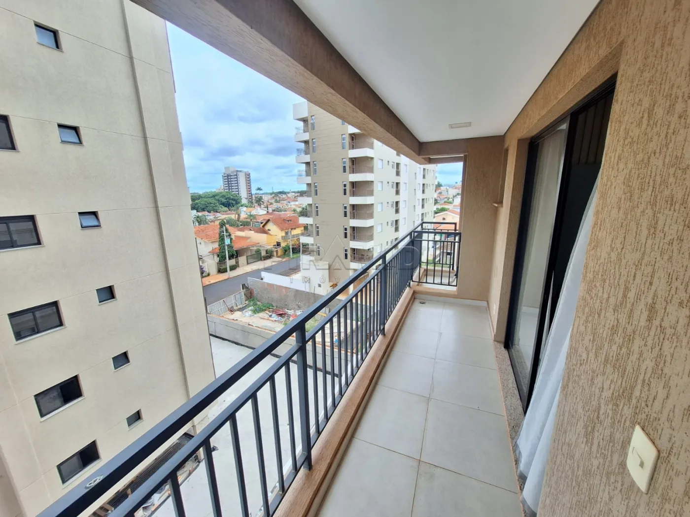 Alugar Apartamento / Padr&atilde;o em Ribeir&atilde;o Preto R$ 2.300,00 - Foto 6