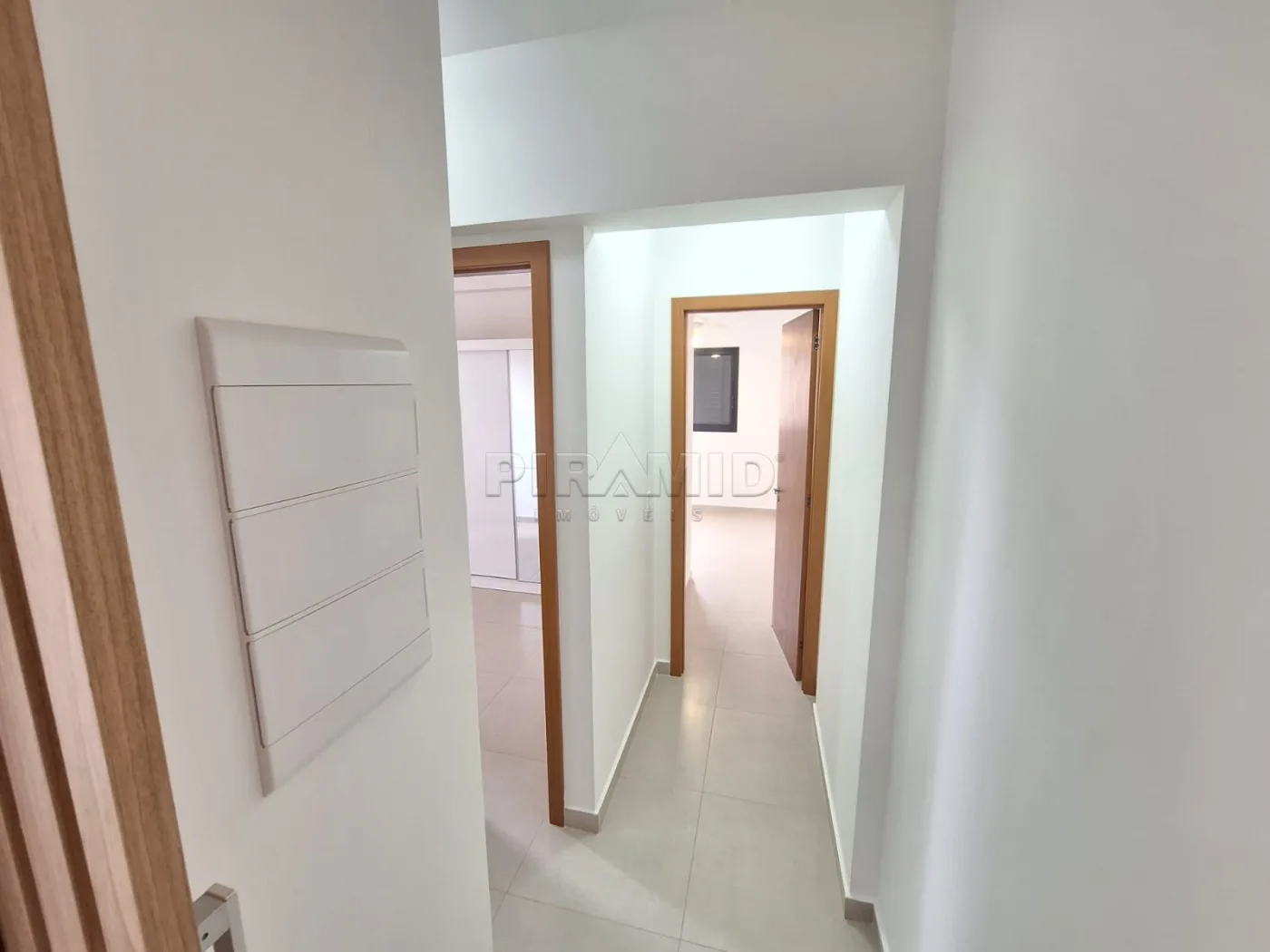 Alugar Apartamento / Padr&atilde;o em Ribeir&atilde;o Preto R$ 2.300,00 - Foto 7
