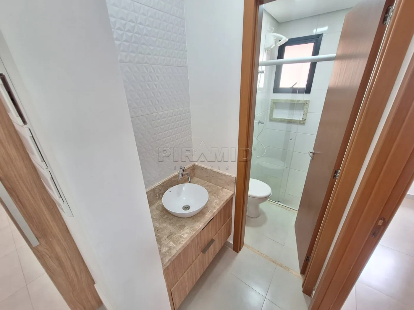 Alugar Apartamento / Padr&atilde;o em Ribeir&atilde;o Preto R$ 2.300,00 - Foto 8