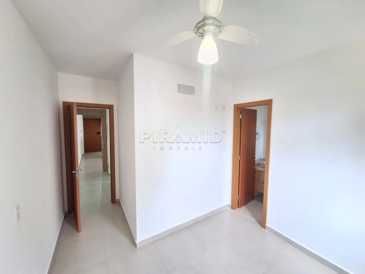 Alugar Apartamento / Padr&atilde;o em Ribeir&atilde;o Preto R$ 2.300,00 - Foto 13