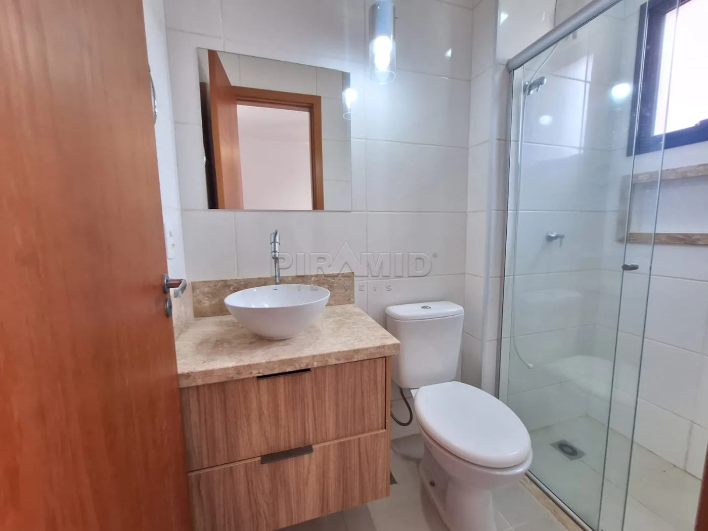 Alugar Apartamento / Padr&atilde;o em Ribeir&atilde;o Preto R$ 2.300,00 - Foto 14