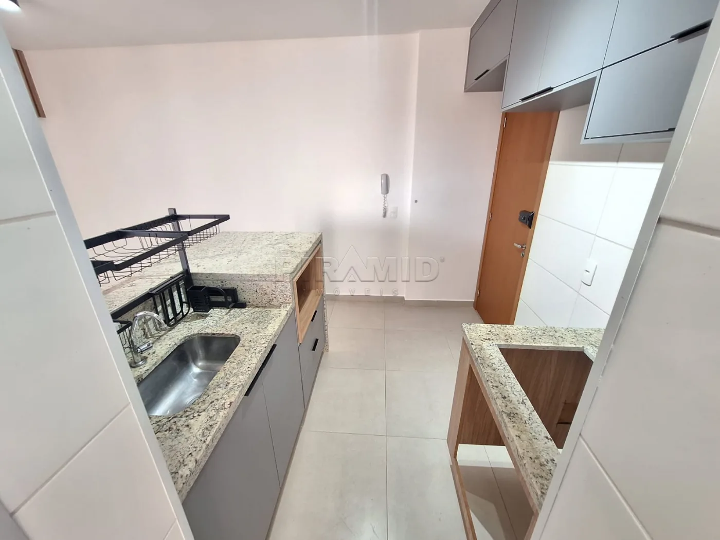 Alugar Apartamento / Padr&atilde;o em Ribeir&atilde;o Preto R$ 2.300,00 - Foto 18