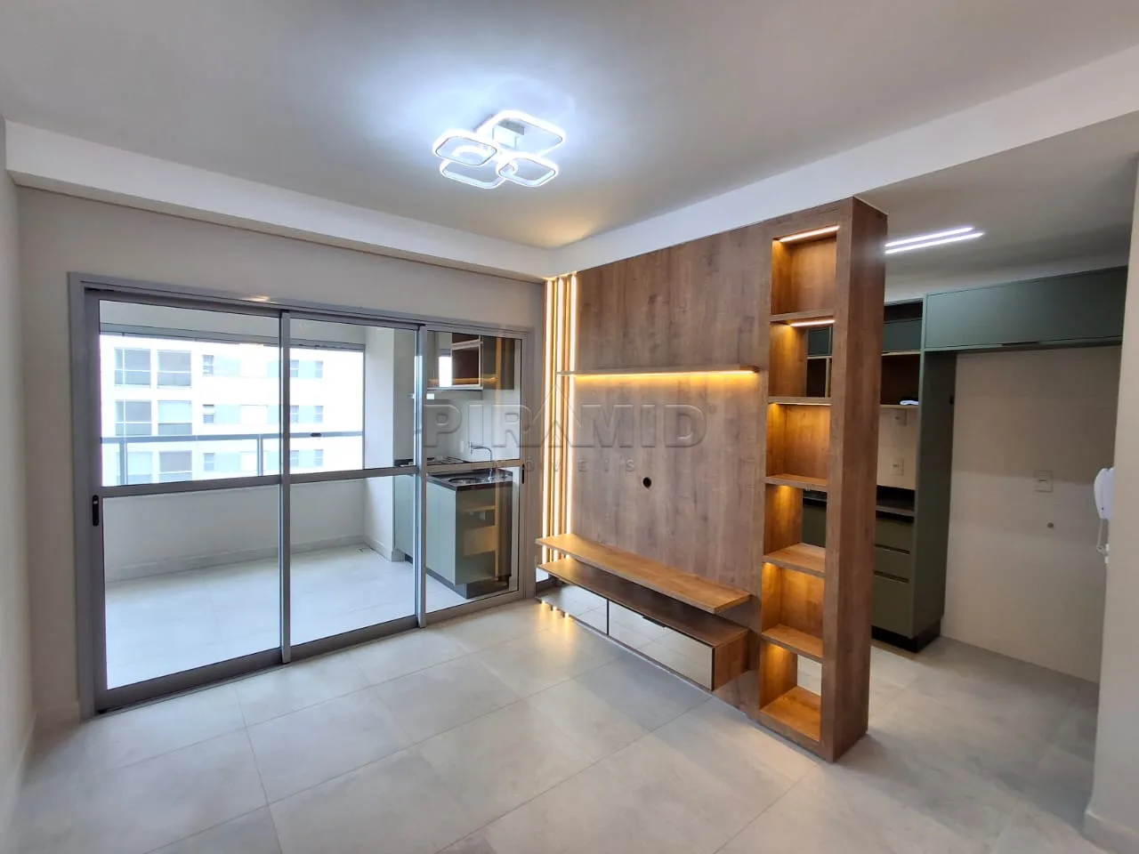 Alugar Apartamento / Padr&atilde;o em Ribeir&atilde;o Preto R$ 6.500,00 - Foto 1