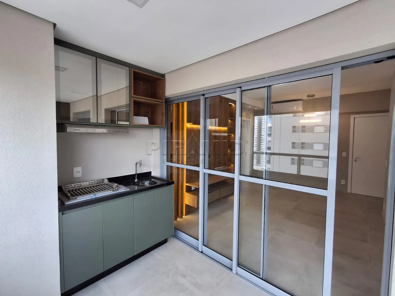 Alugar Apartamento / Padr&atilde;o em Ribeir&atilde;o Preto R$ 6.500,00 - Foto 4