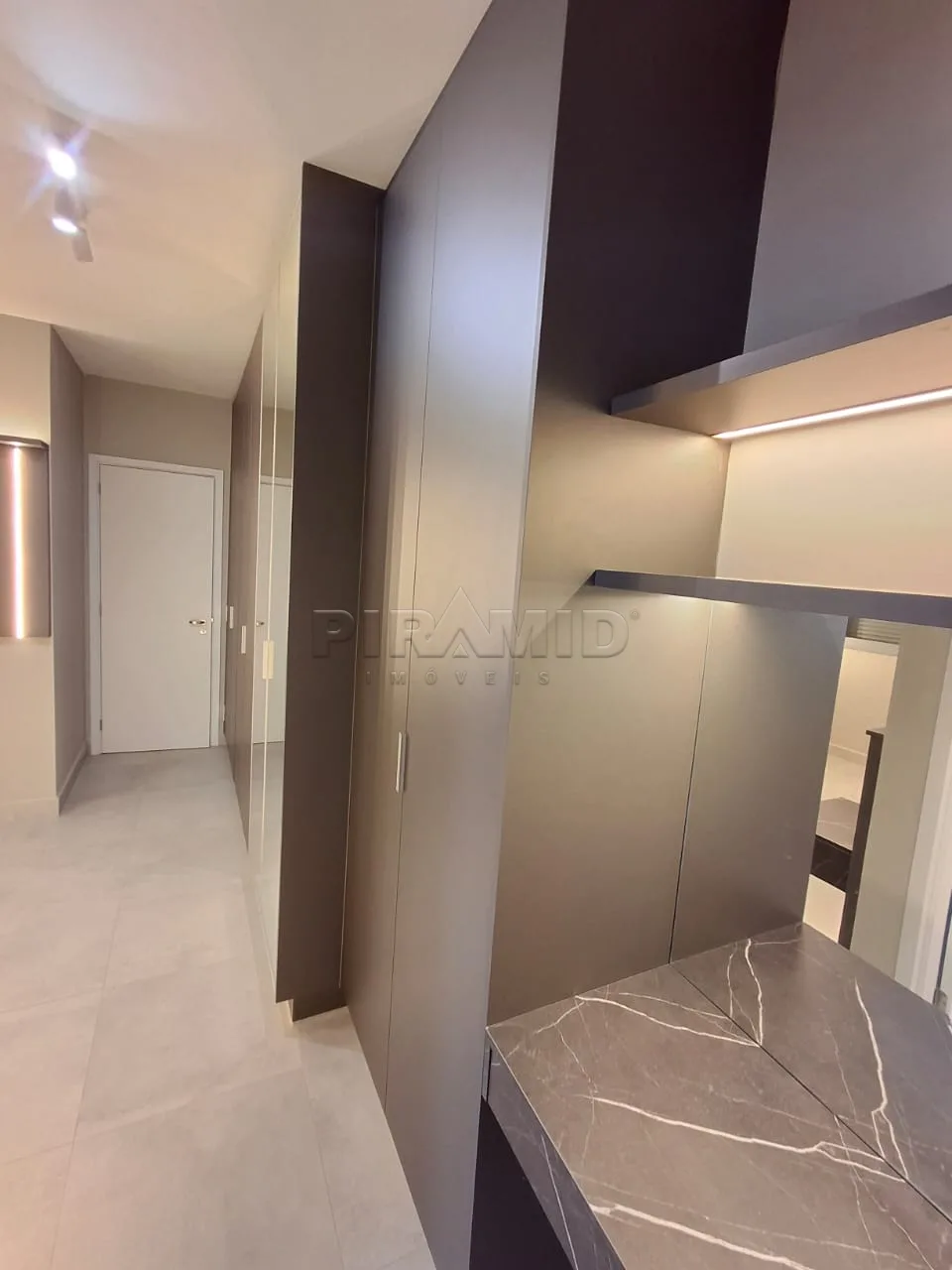 Alugar Apartamento / Padr&atilde;o em Ribeir&atilde;o Preto R$ 6.500,00 - Foto 16