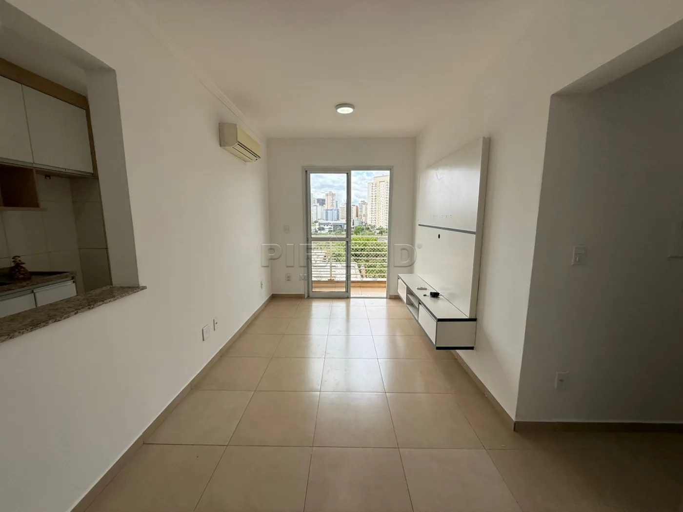 Alugar Apartamento / Padr&atilde;o em Ribeir&atilde;o Preto R$ 1.700,00 - Foto 3