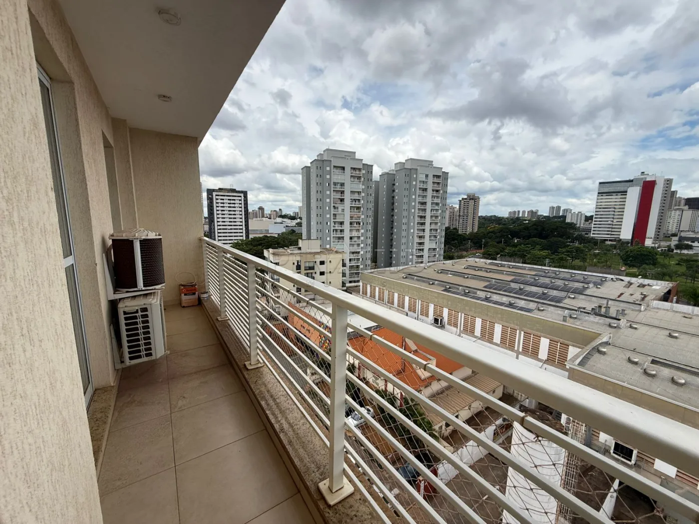 Alugar Apartamento / Padr&atilde;o em Ribeir&atilde;o Preto R$ 1.700,00 - Foto 4