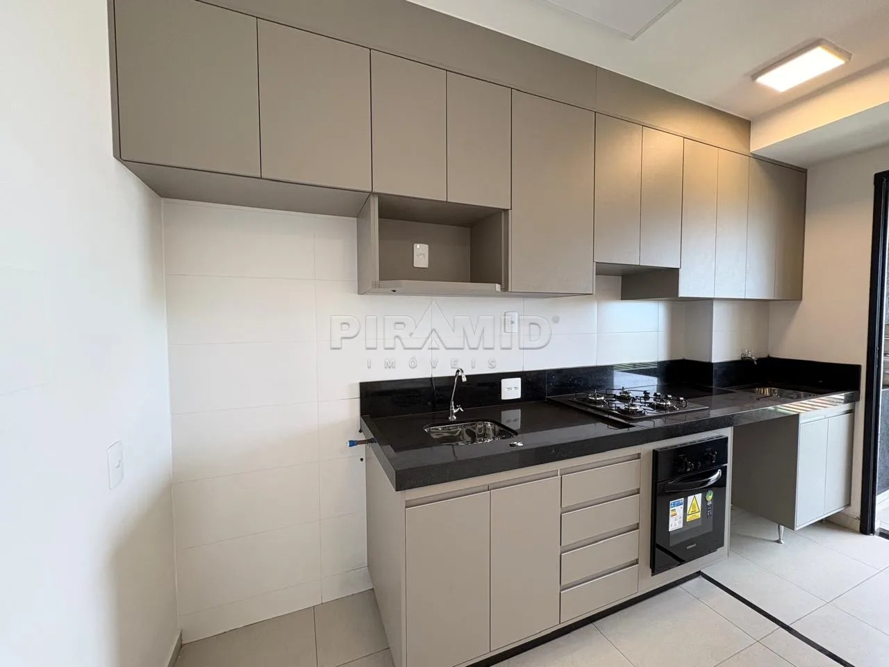 Alugar Apartamento / Padr&atilde;o em Ribeir&atilde;o Preto R$ 3.000,00 - Foto 9