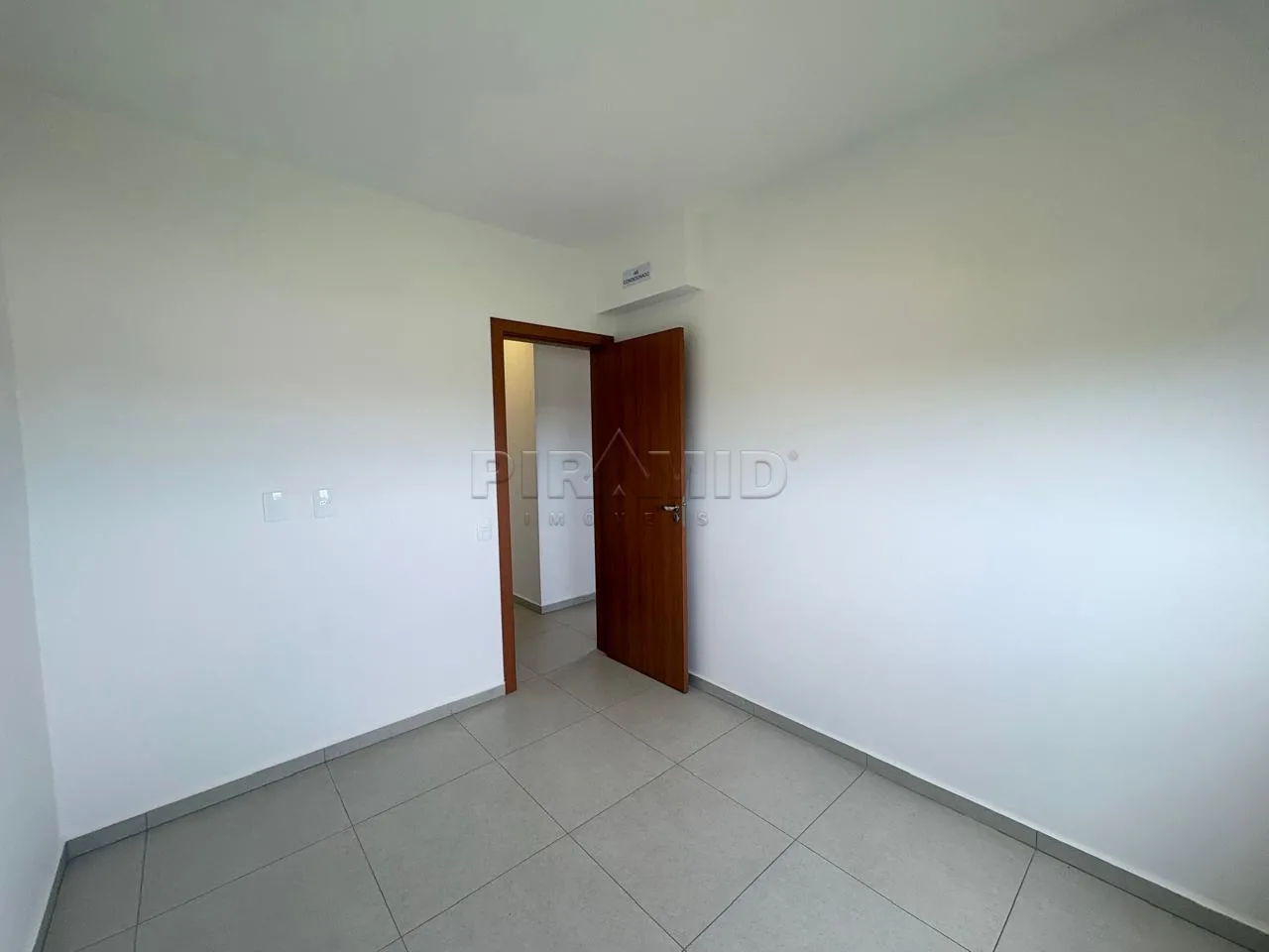 Alugar Apartamento / Padr&atilde;o em Ribeir&atilde;o Preto R$ 3.000,00 - Foto 12