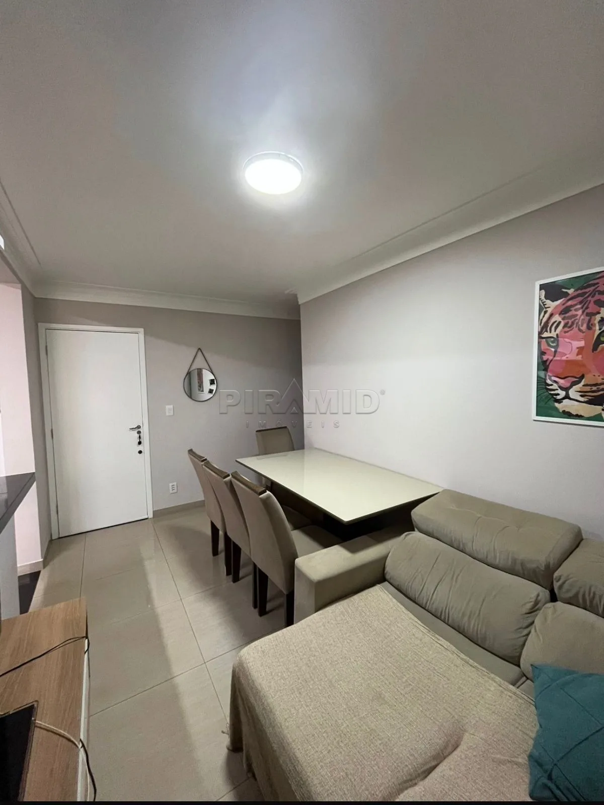 Alugar Apartamento / Padr&atilde;o em Ribeir&atilde;o Preto R$ 1.500,00 - Foto 3