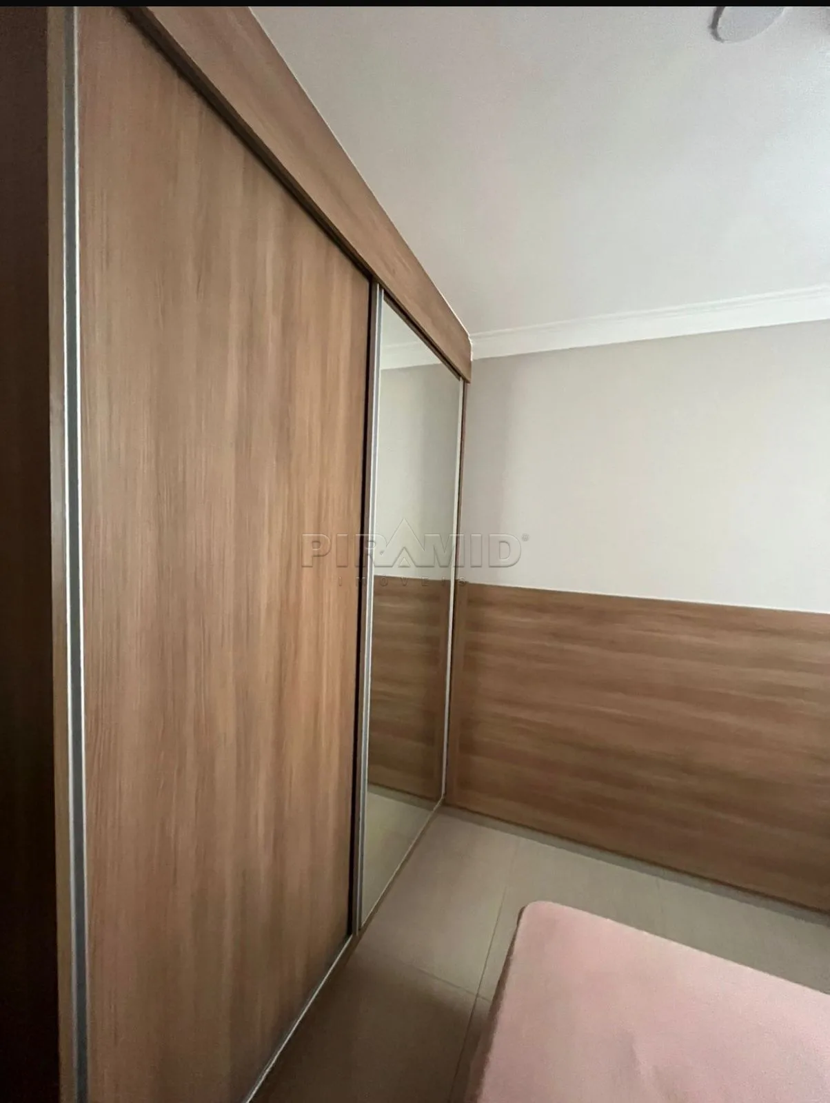 Alugar Apartamento / Padr&atilde;o em Ribeir&atilde;o Preto R$ 1.500,00 - Foto 9