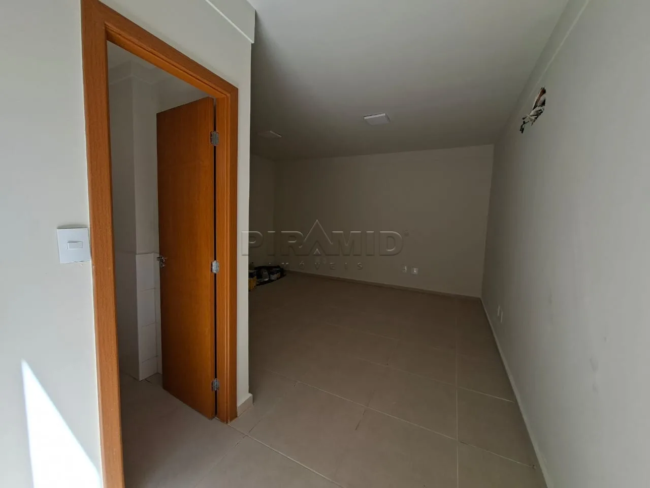 Comprar Comercial / Sala em Ribeir&atilde;o Preto R$ 280.000,00 - Foto 1