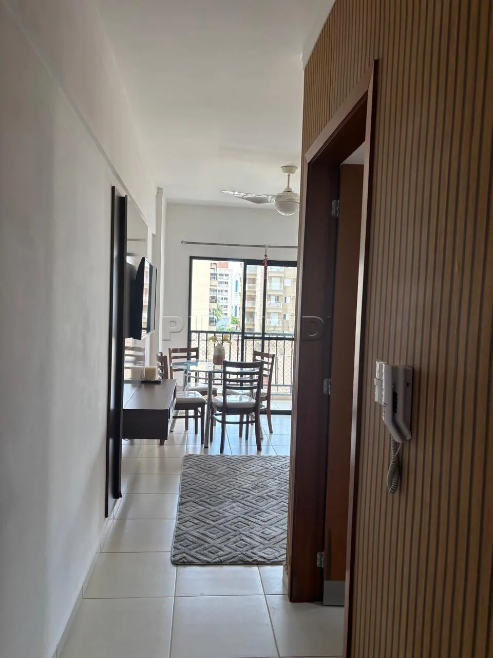 Alugar Apartamento / Padr&atilde;o em Ribeir&atilde;o Preto R$ 2.300,00 - Foto 1