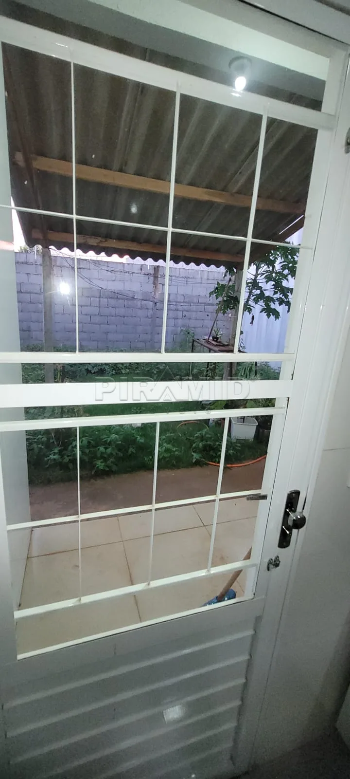 Alugar Casa / Padr&atilde;o em Jardin&oacute;polis R$ 1.000,00 - Foto 9
