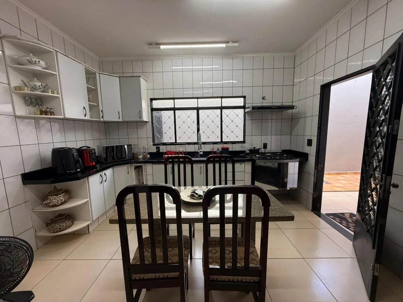 Alugar Casa / Padr&atilde;o em Ribeir&atilde;o Preto R$ 5.000,00 - Foto 11
