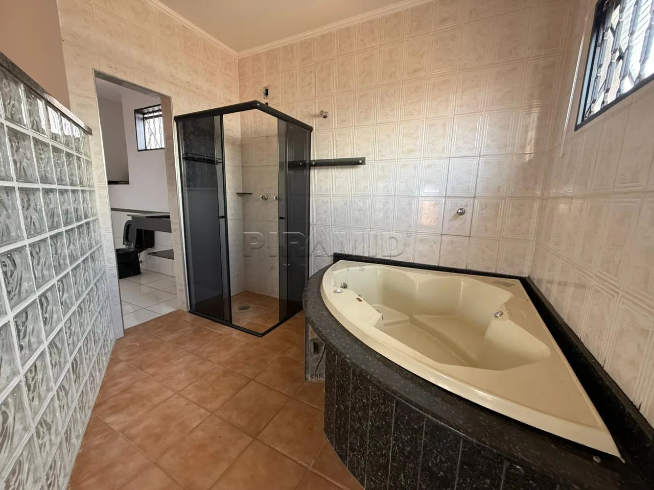 Alugar Casa / Padr&atilde;o em Ribeir&atilde;o Preto R$ 5.000,00 - Foto 28