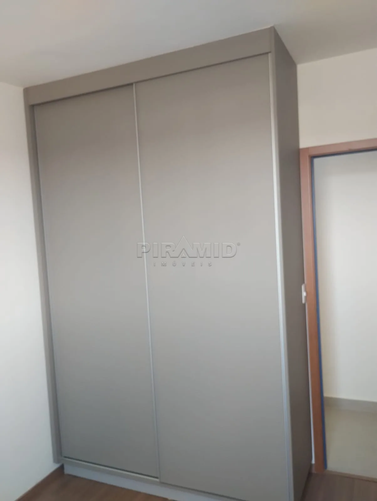 Comprar Apartamento / Padr&atilde;o em Ribeir&atilde;o Preto R$ 360.000,00 - Foto 5