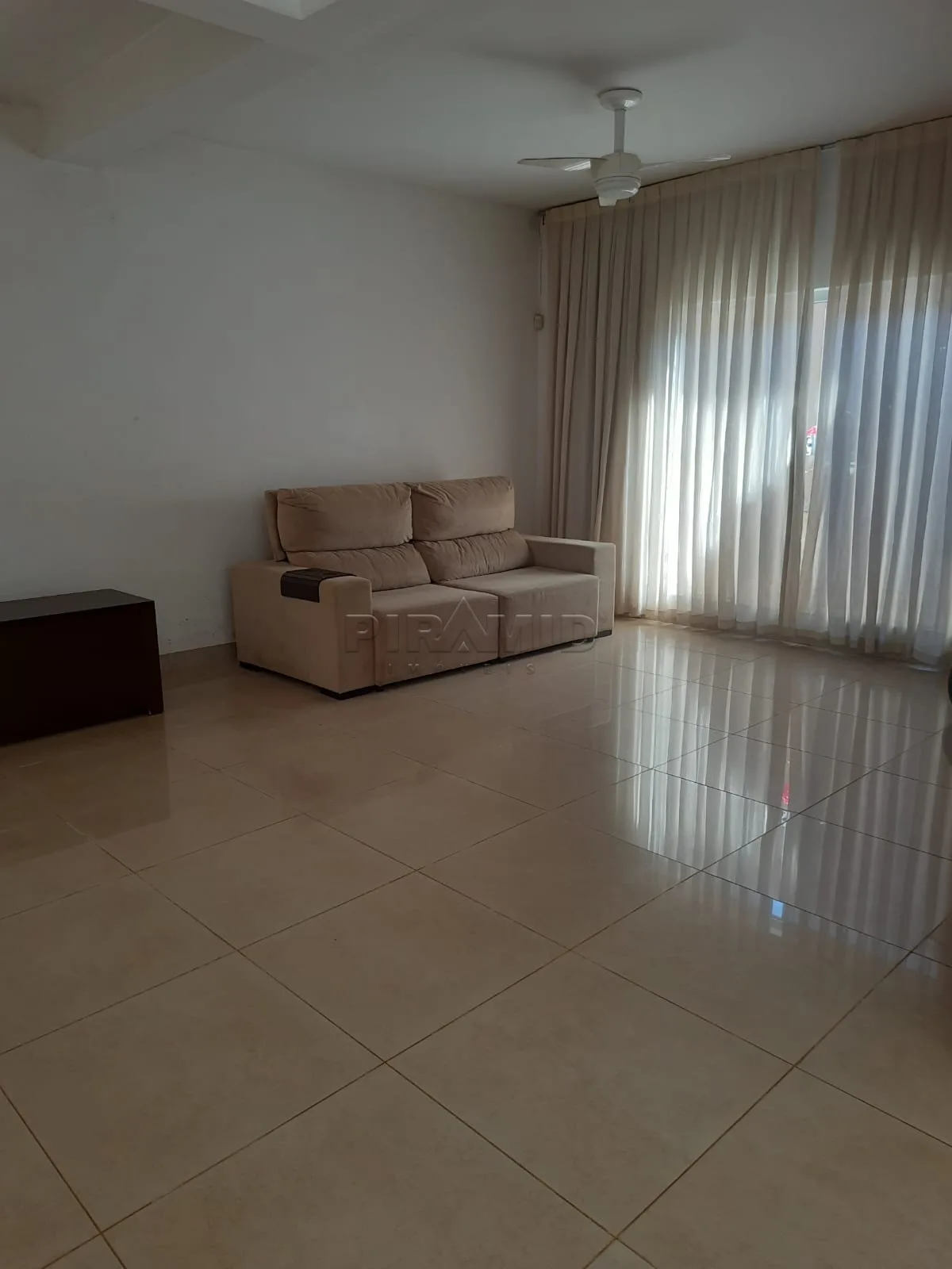 Comprar Casa / Padr&atilde;o em Ribeir&atilde;o Preto R$ 380.000,00 - Foto 2