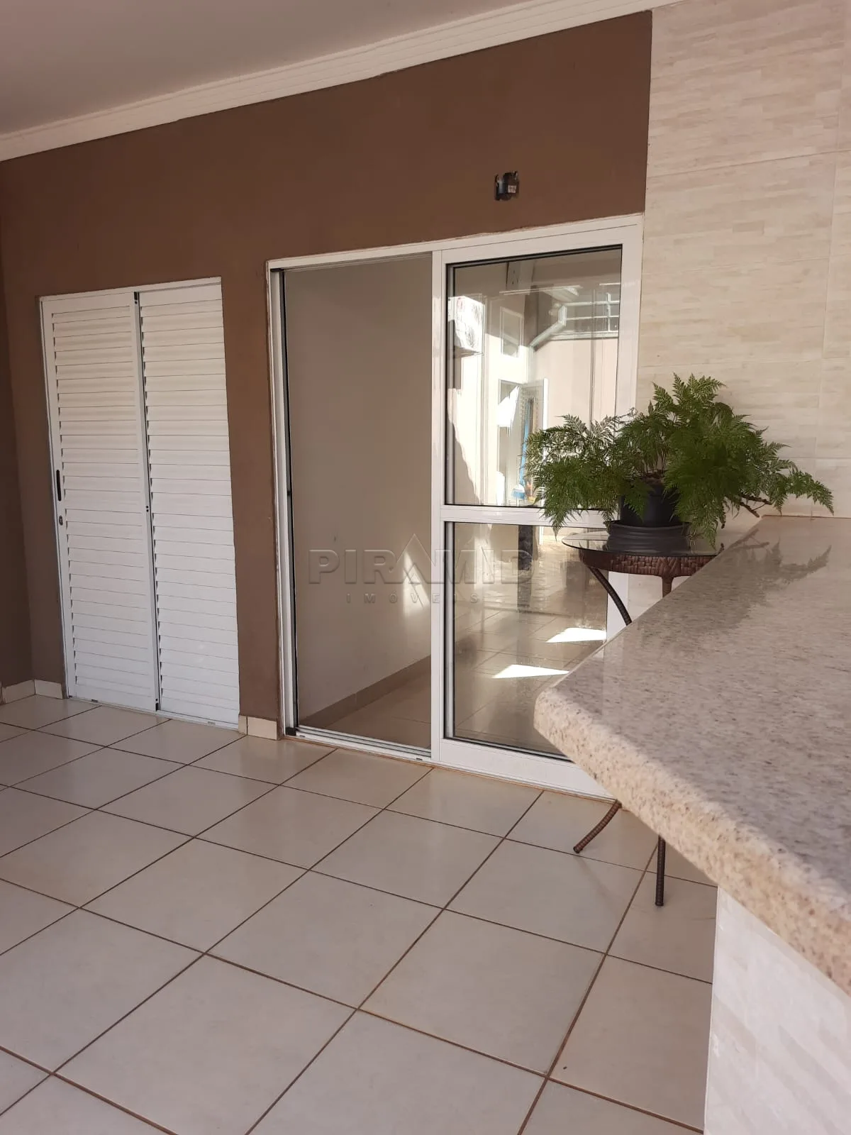 Comprar Casa / Padr&atilde;o em Ribeir&atilde;o Preto R$ 380.000,00 - Foto 12