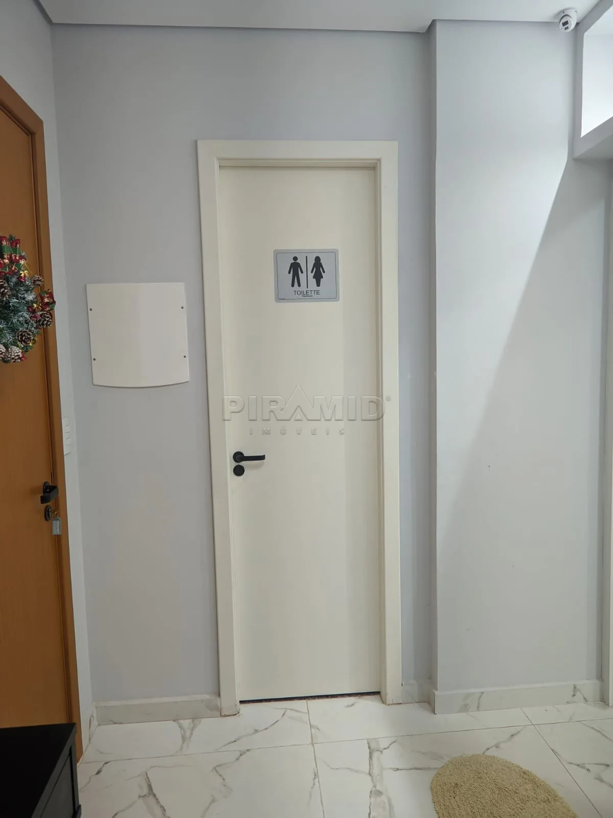 Alugar Comercial / Sala em Ribeir&atilde;o Preto R$ 3.500,00 - Foto 3