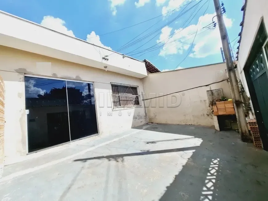 Comprar Casa / Padr&atilde;o em Ribeir&atilde;o Preto R$ 400.000,00 - Foto 2