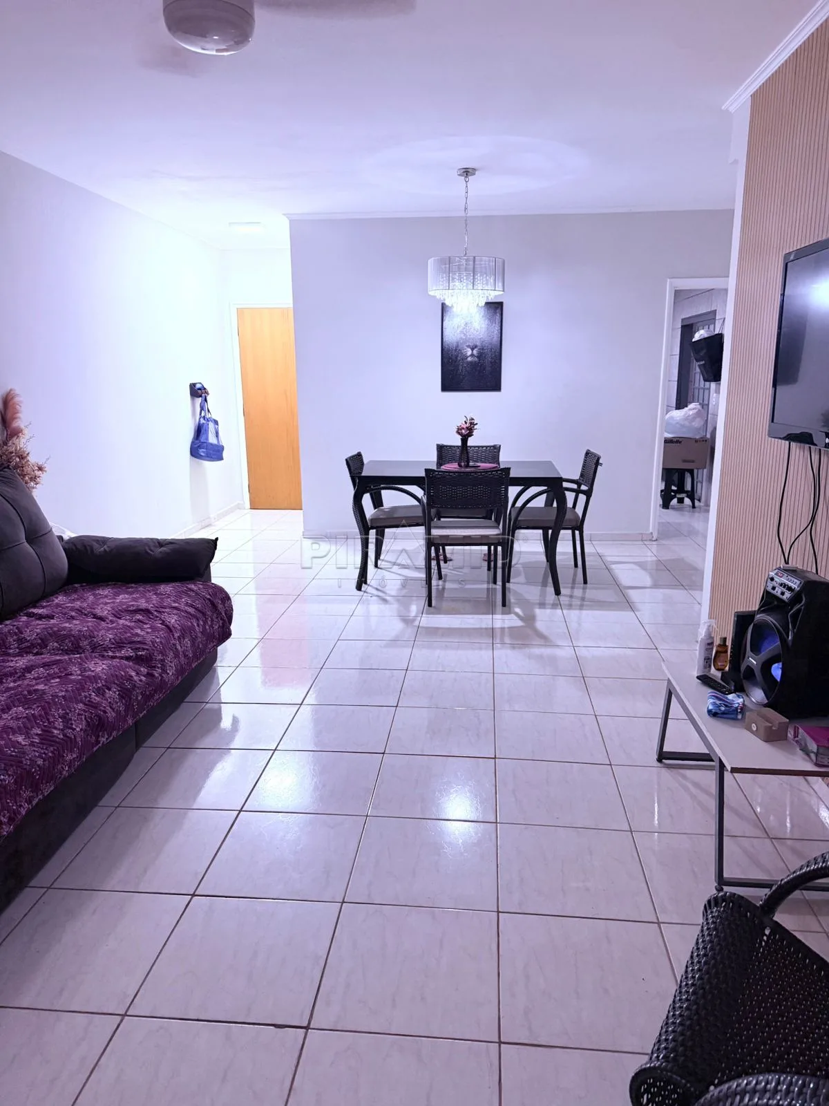 Comprar Apartamento / Padr&atilde;o em Ribeir&atilde;o Preto R$ 375.000,00 - Foto 2