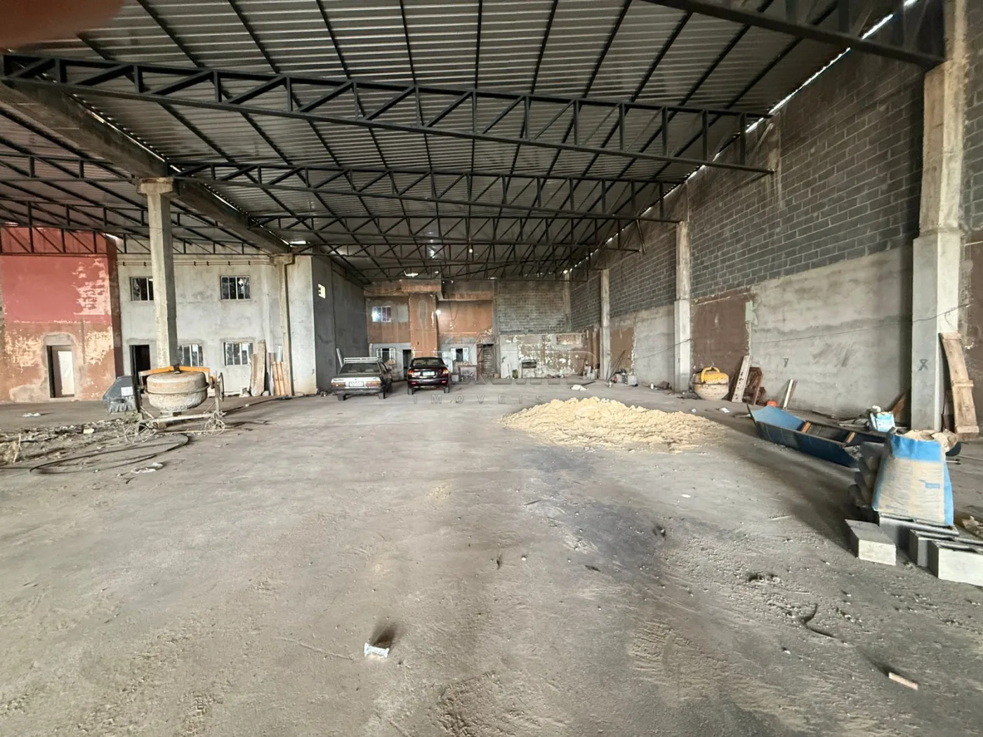 Alugar Comercial / Galp&atilde;o  Barrac&atilde;o em Ribeir&atilde;o Preto R$ 5.000,00 - Foto 1