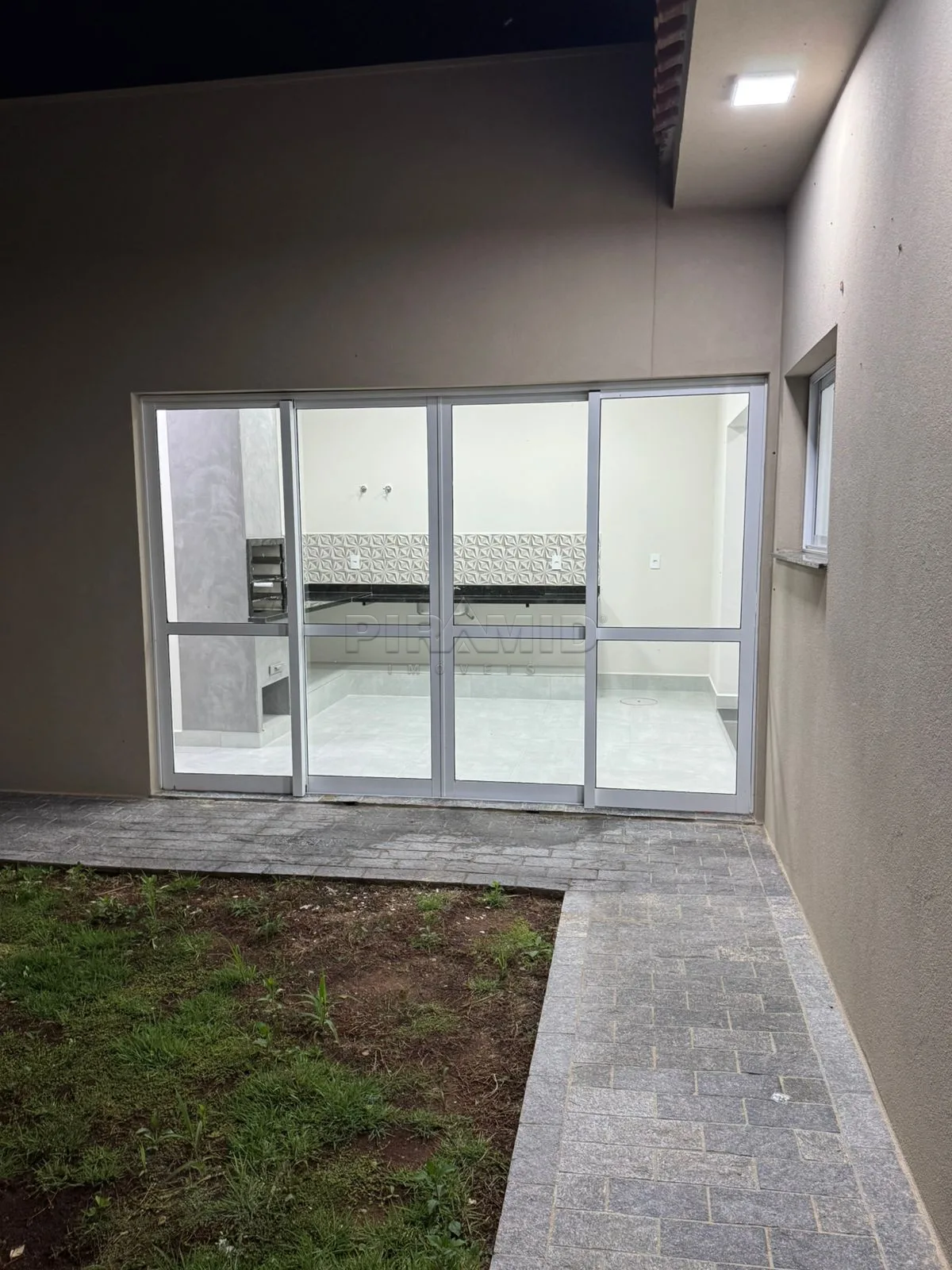 Comprar Casa / Padr&atilde;o em Ribeir&atilde;o Preto R$ 695.000,00 - Foto 19