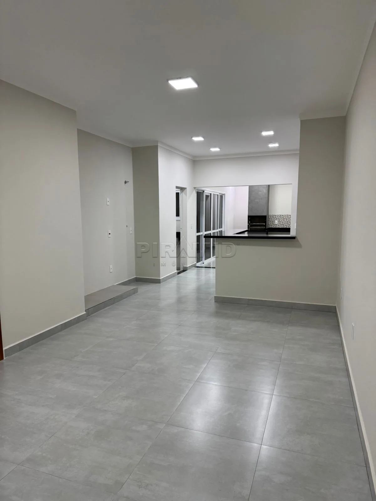 Comprar Casa / Padr&atilde;o em Ribeir&atilde;o Preto R$ 695.000,00 - Foto 2