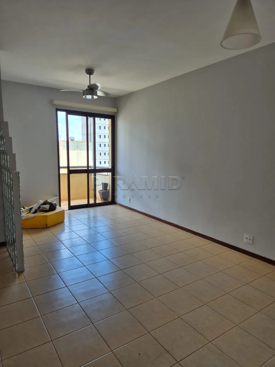 Alugar Apartamento / Padr&atilde;o em Ribeir&atilde;o Preto R$ 2.450,00 - Foto 1