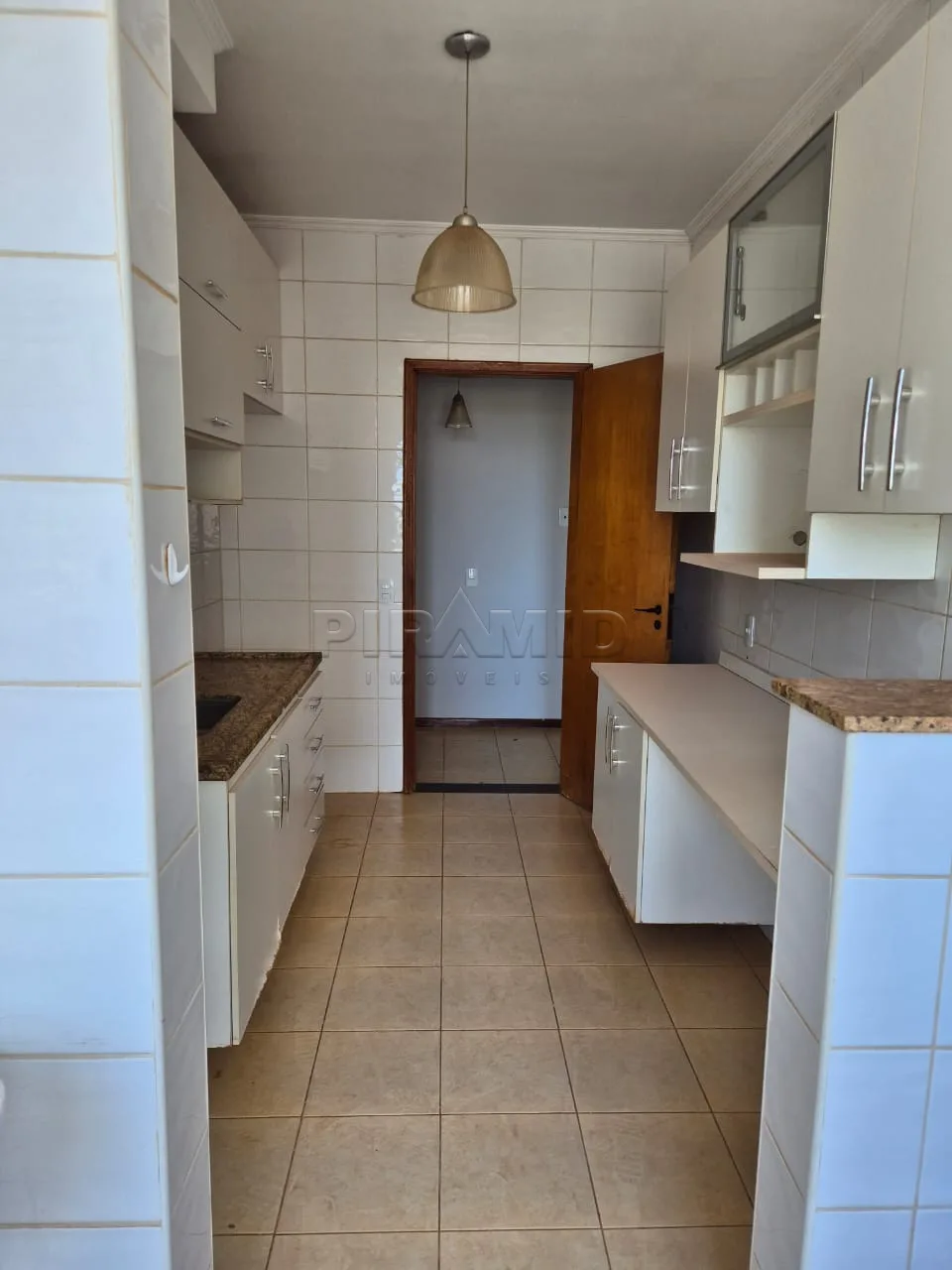 Alugar Apartamento / Padr&atilde;o em Ribeir&atilde;o Preto R$ 2.450,00 - Foto 5