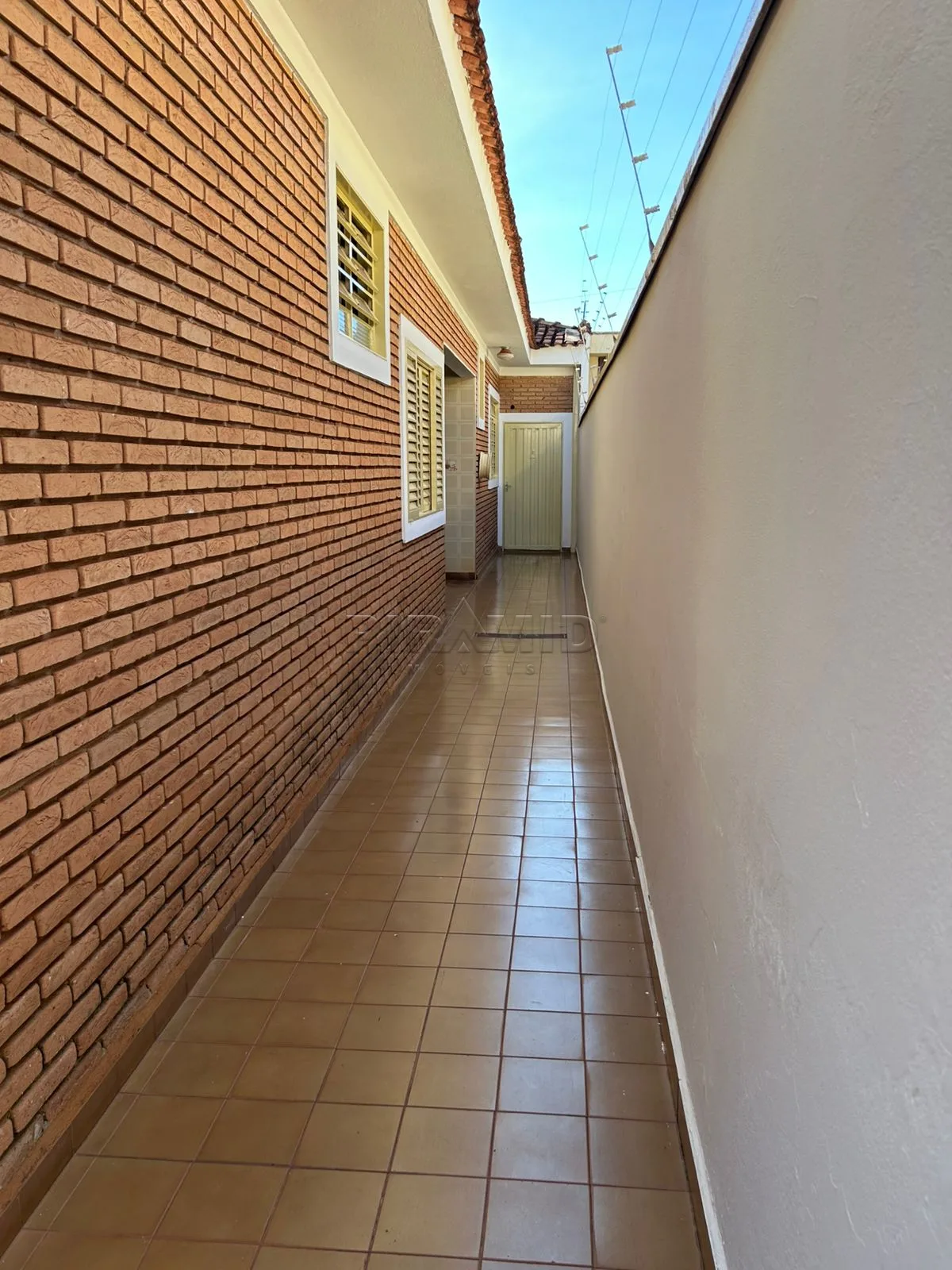 Comprar Casa / Padr&atilde;o em Ribeir&atilde;o Preto R$ 630.000,00 - Foto 17