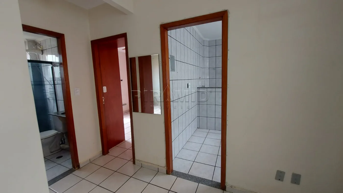 Alugar Apartamento / Padr&atilde;o em Ribeir&atilde;o Preto R$ 1.100,00 - Foto 4