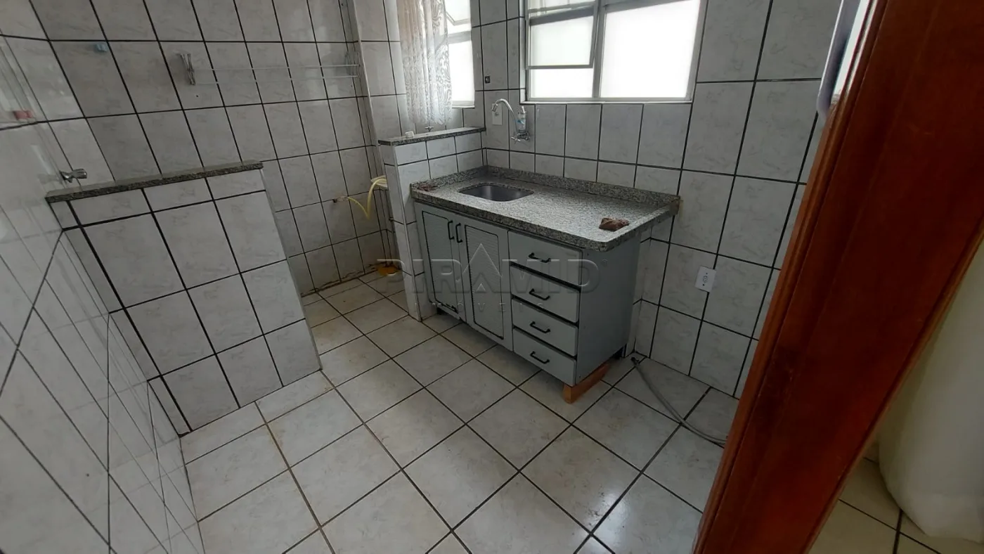 Alugar Apartamento / Padr&atilde;o em Ribeir&atilde;o Preto R$ 1.100,00 - Foto 5