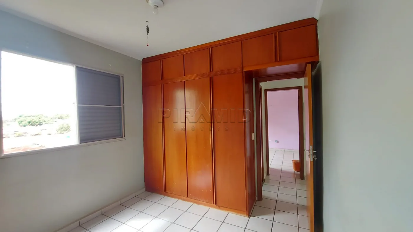 Alugar Apartamento / Padr&atilde;o em Ribeir&atilde;o Preto R$ 1.100,00 - Foto 14