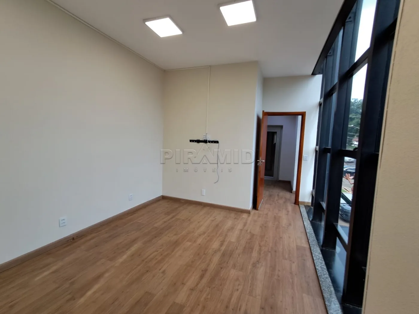 Alugar Comercial / Pr&eacute;dio em Ribeir&atilde;o Preto R$ 25.000,00 - Foto 9