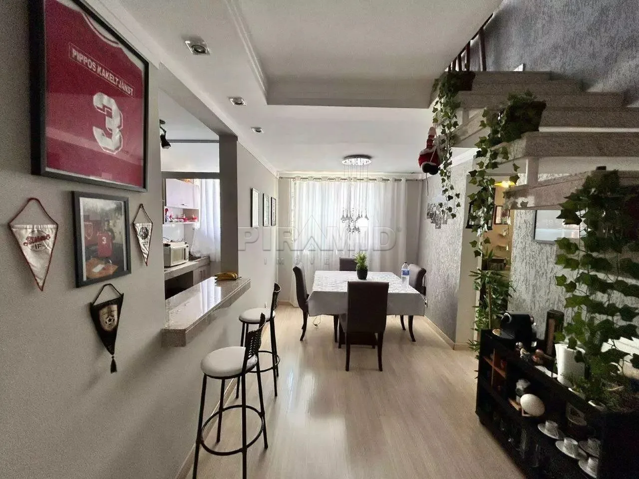 Comprar Apartamento / Cobertura em Ribeir&atilde;o Preto R$ 365.000,00 - Foto 1