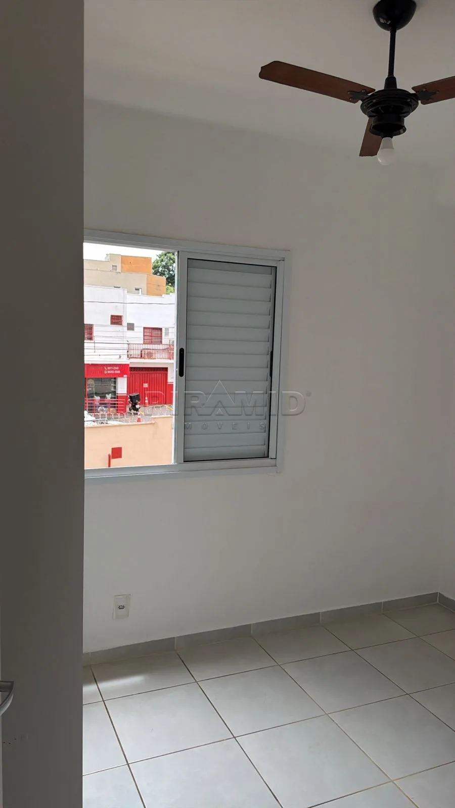 Alugar Apartamento / Padr&atilde;o em Ribeir&atilde;o Preto R$ 1.500,00 - Foto 4
