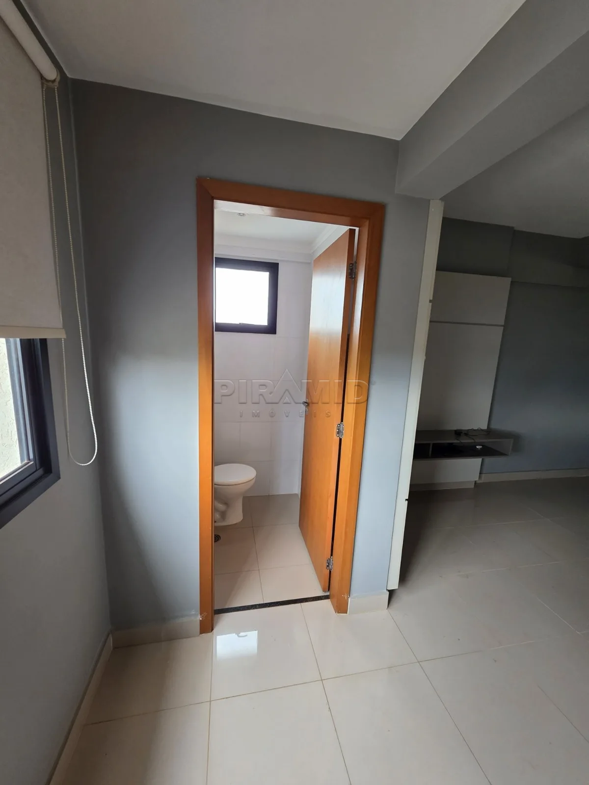 Alugar Apartamento / Padr&atilde;o em Ribeir&atilde;o Preto R$ 2.000,00 - Foto 3