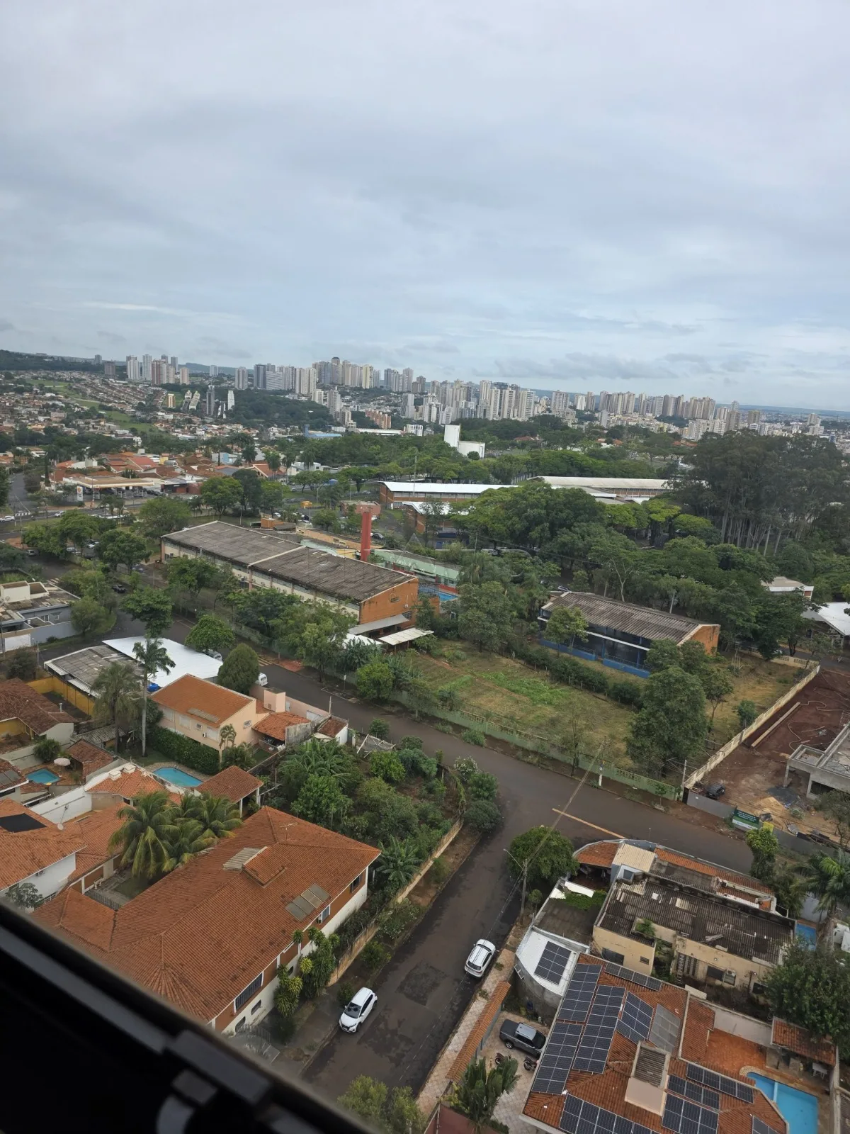 Alugar Apartamento / Padr&atilde;o em Ribeir&atilde;o Preto R$ 2.000,00 - Foto 13