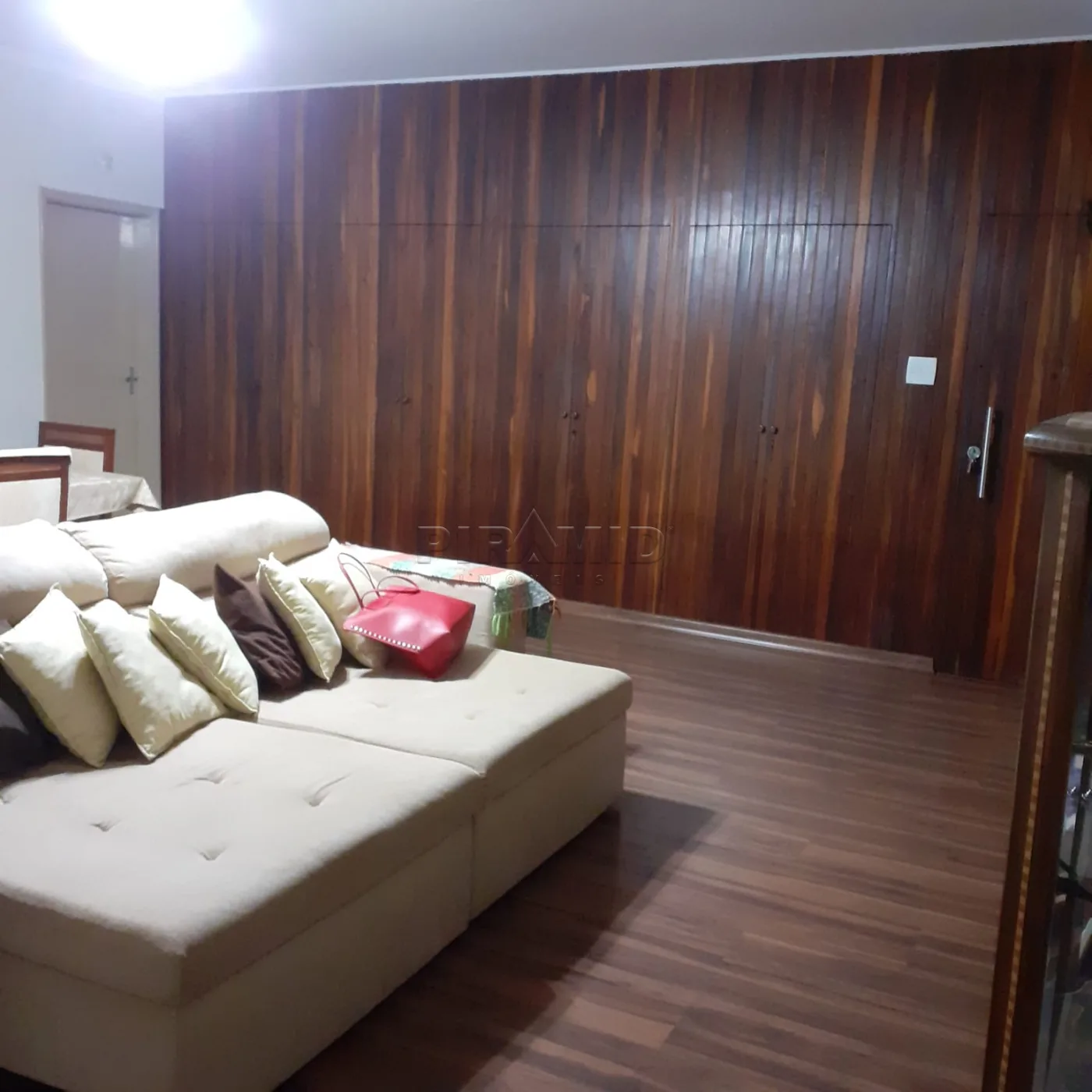 Comprar Apartamento / Padr&atilde;o em Ribeir&atilde;o Preto R$ 450.000,00 - Foto 1