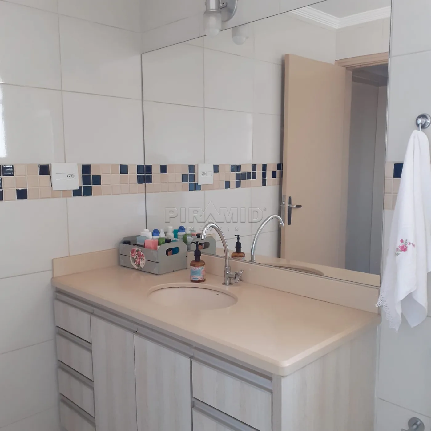 Comprar Apartamento / Padr&atilde;o em Ribeir&atilde;o Preto R$ 450.000,00 - Foto 15