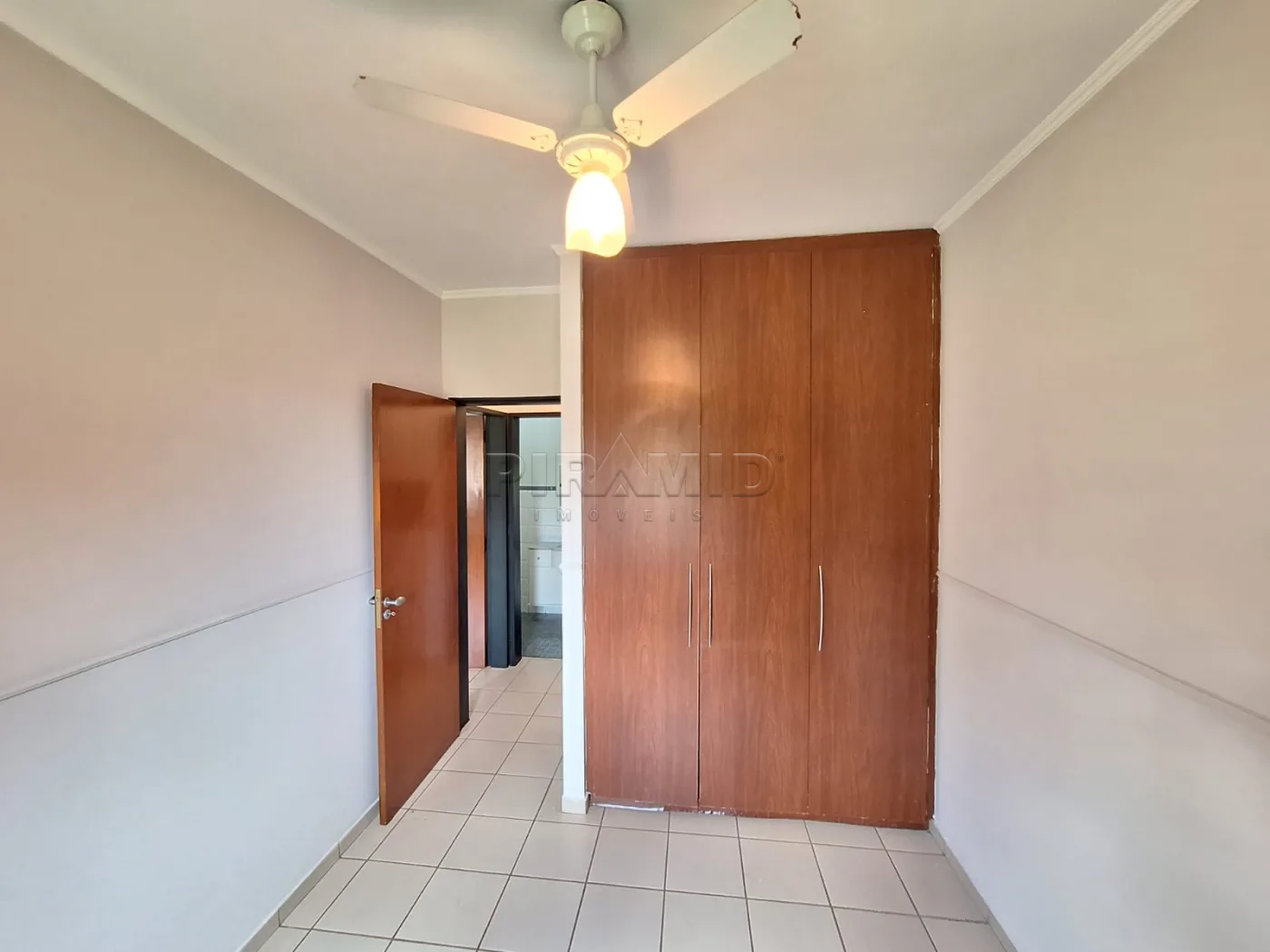 Alugar Apartamento / Padr&atilde;o em Ribeir&atilde;o Preto R$ 2.000,00 - Foto 6