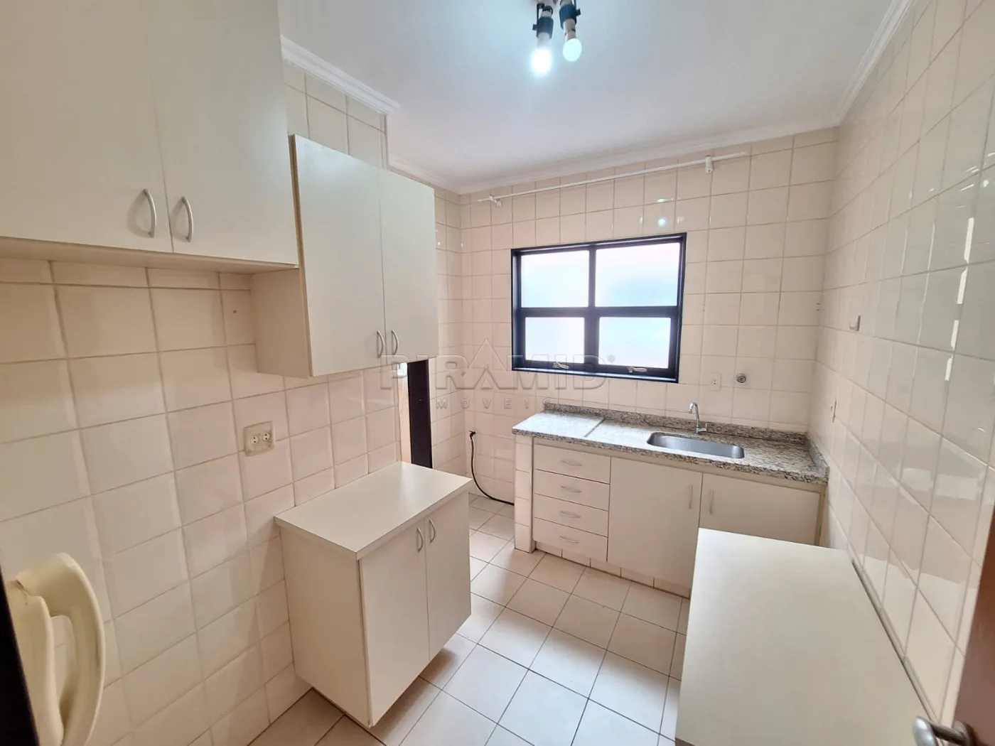 Alugar Apartamento / Padr&atilde;o em Ribeir&atilde;o Preto R$ 2.000,00 - Foto 11